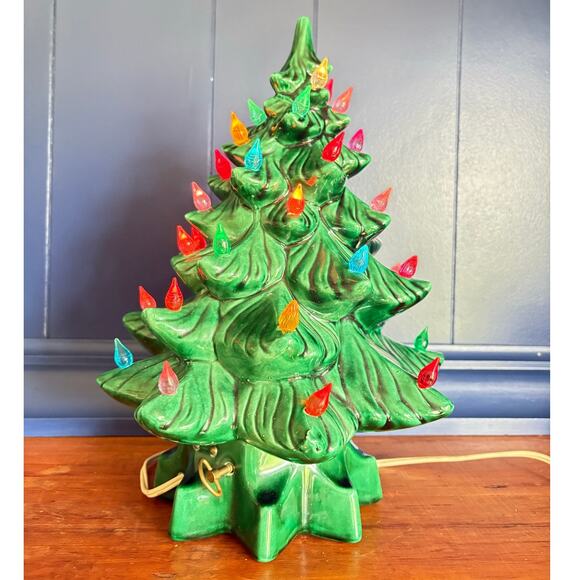 Vintage Musical Ceramic Light-Up Christmas Tree Retro Green Holiday Decor X-mas - Picture 3 of 9